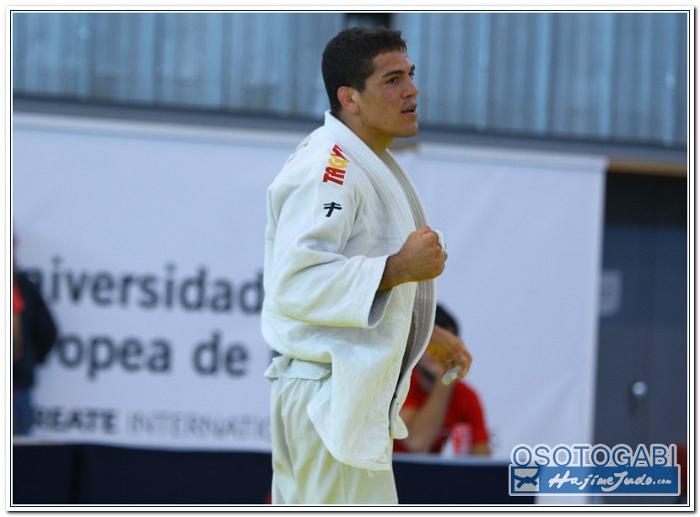 CEU2011 20046